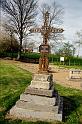 28_Une des nombreuses croix du Livradois, entre  Olliergues St Amand
